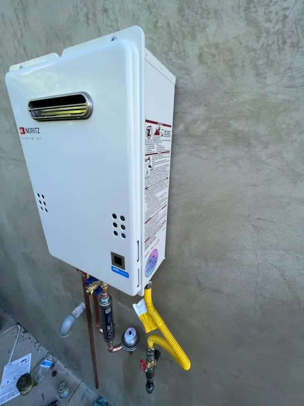 Tankless water heater installation for Bloomington homes